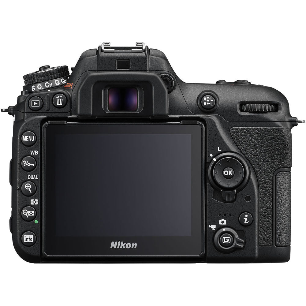 D7500 avec AF-S DX 18-140mm f/3.5-5.6G ED VR
