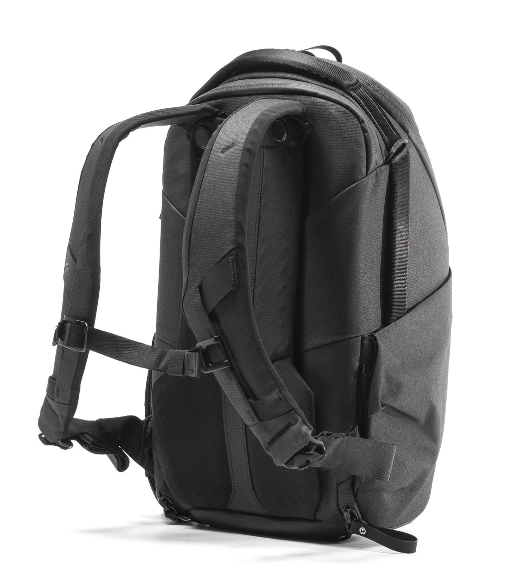 Everyday Backpack Zip 15L (Black)