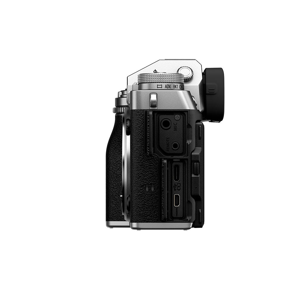 X-T5 Mirrorless Camera with XF 16-80mm f/4 R OIS WR Lens (Silver)