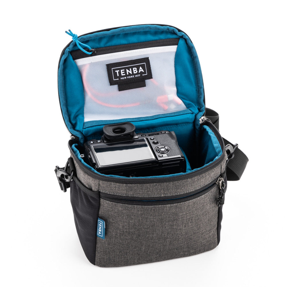 Skyline v2 8 Shoulder Bag (Gray)