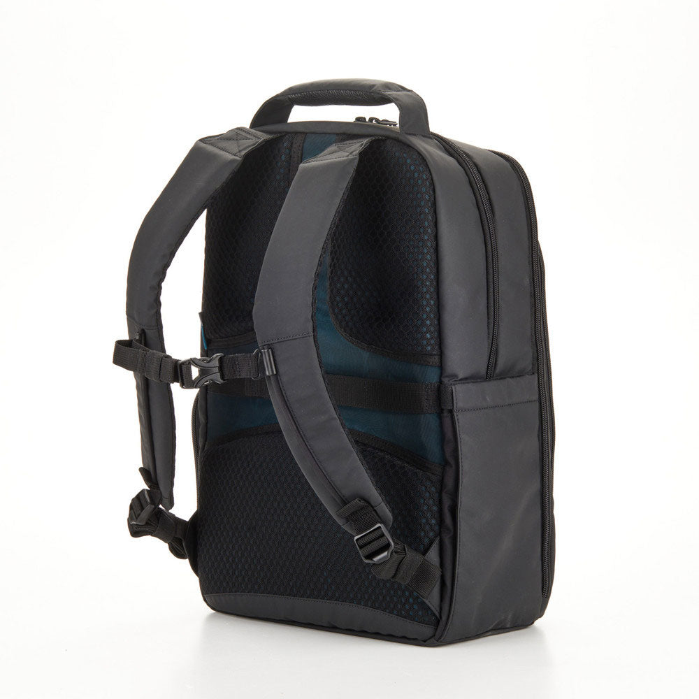Axis v2 16L Road Warrior Backpack (Black)