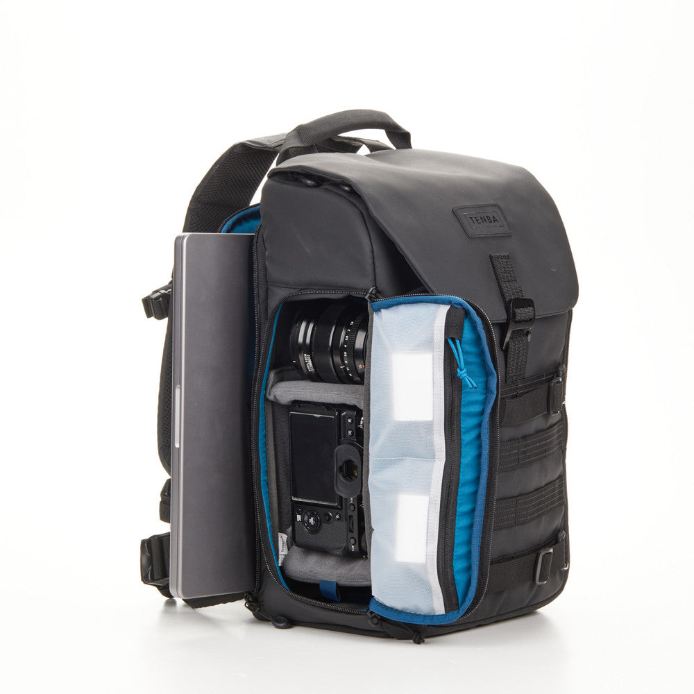 Axis v2 LT 18L Backpack (Black)