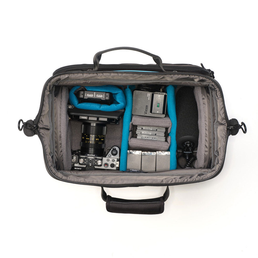 Cineluxe v2 Shoulder Bag 16