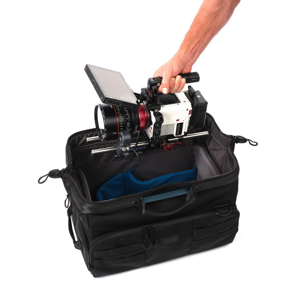 Cineluxe v2 Shoulder Bag 21