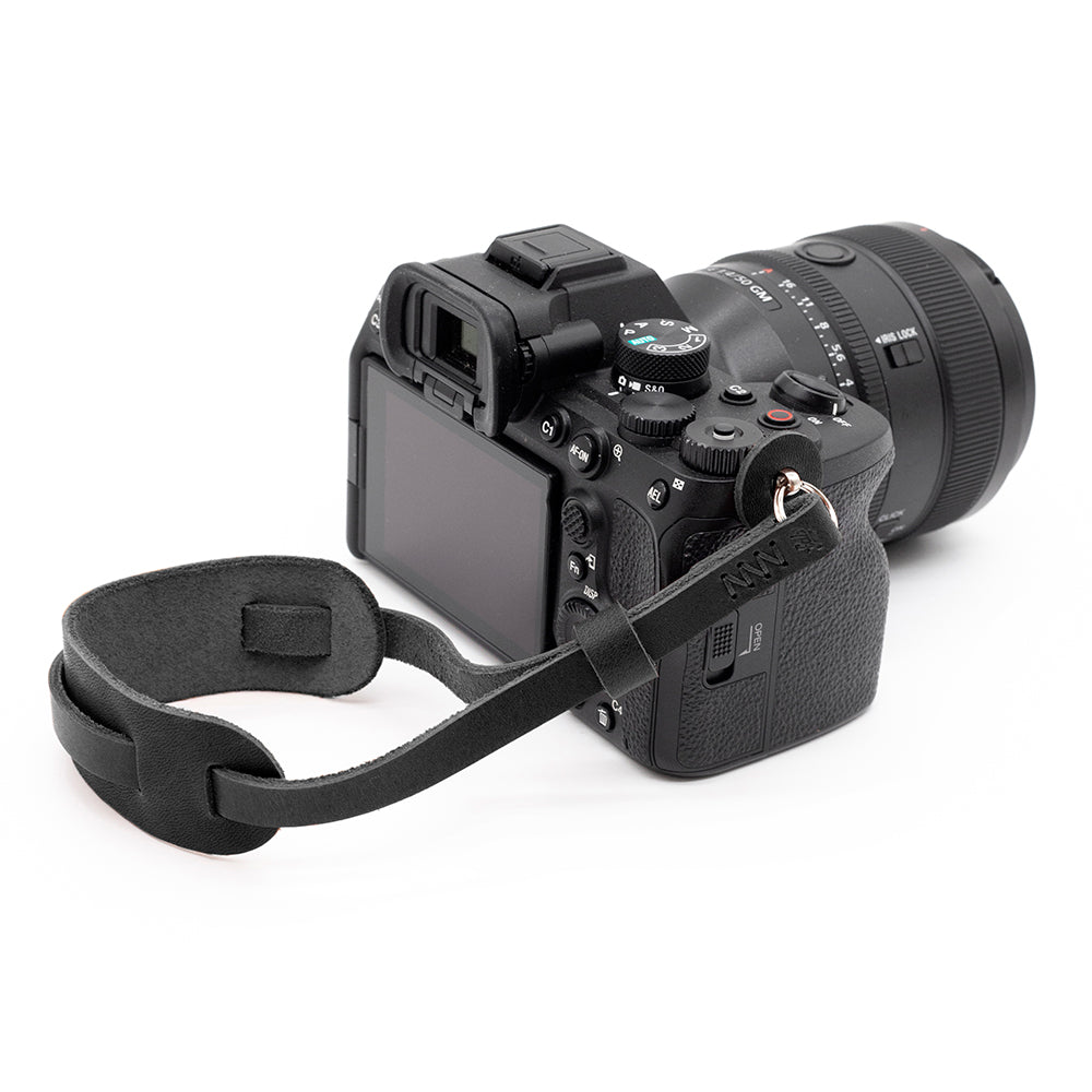 F2.8 Mark II Wrist Camera Strap with Pad (Black Leather)