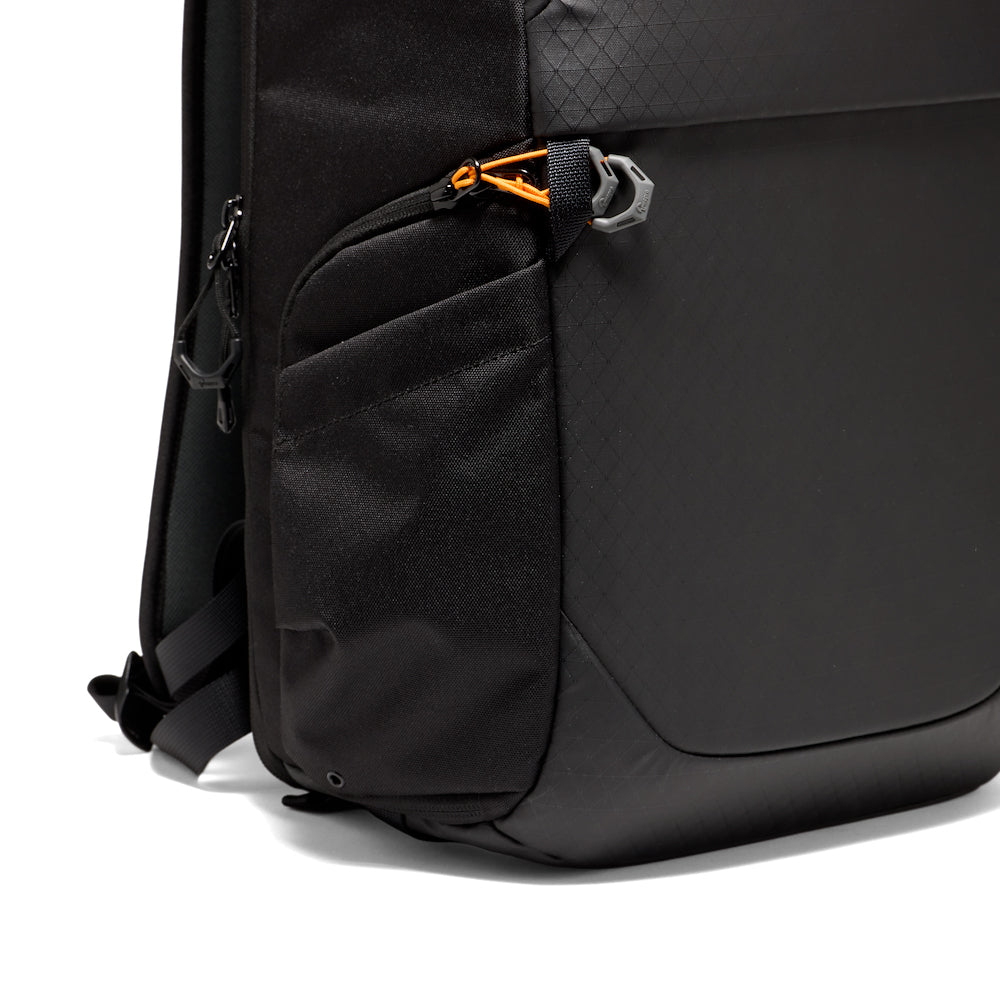 Fastpack BP 250 AW IV 22L (Black)