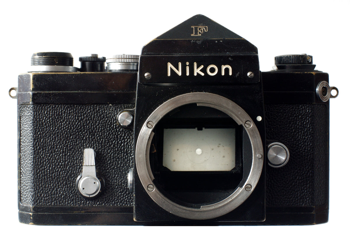 USAGE (8) - Nikon F + 43-86mm f/3.5