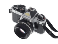 USAGE (8) - Nikon FE2 (argent) + 50mm f/1.8 Ai-S + Sac + Accessoires