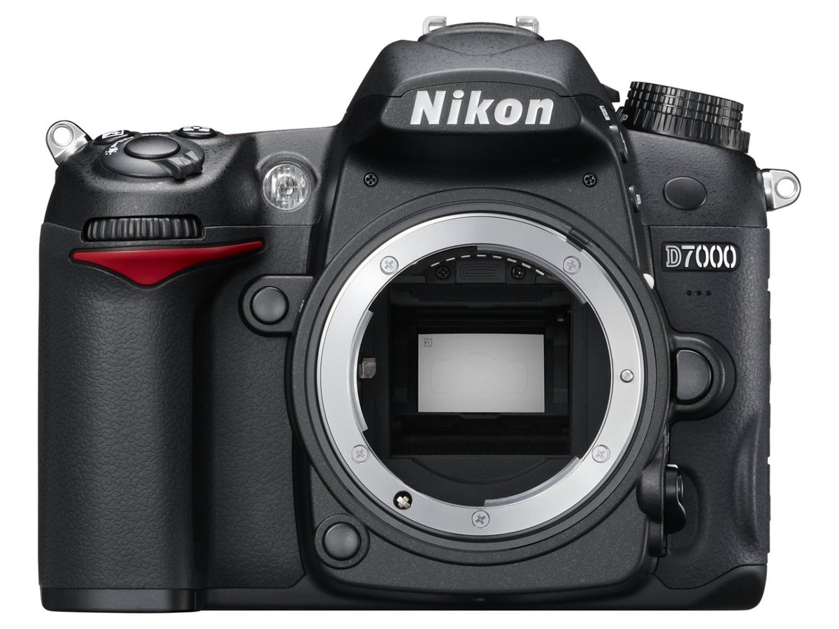 USED (8) - Nikon D7000