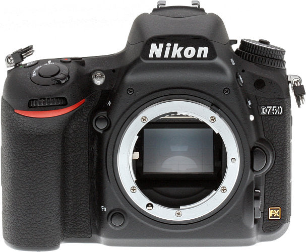 USED (8) - NIKON D750