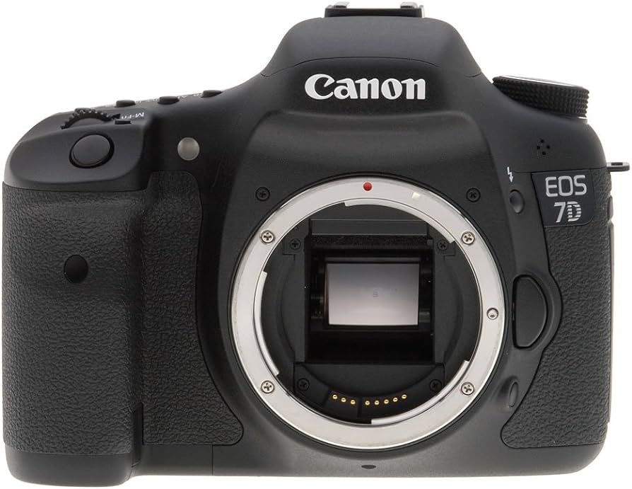 USED (8) - Canon EOS 7D + Sigma 17-70mm f/2.8-4