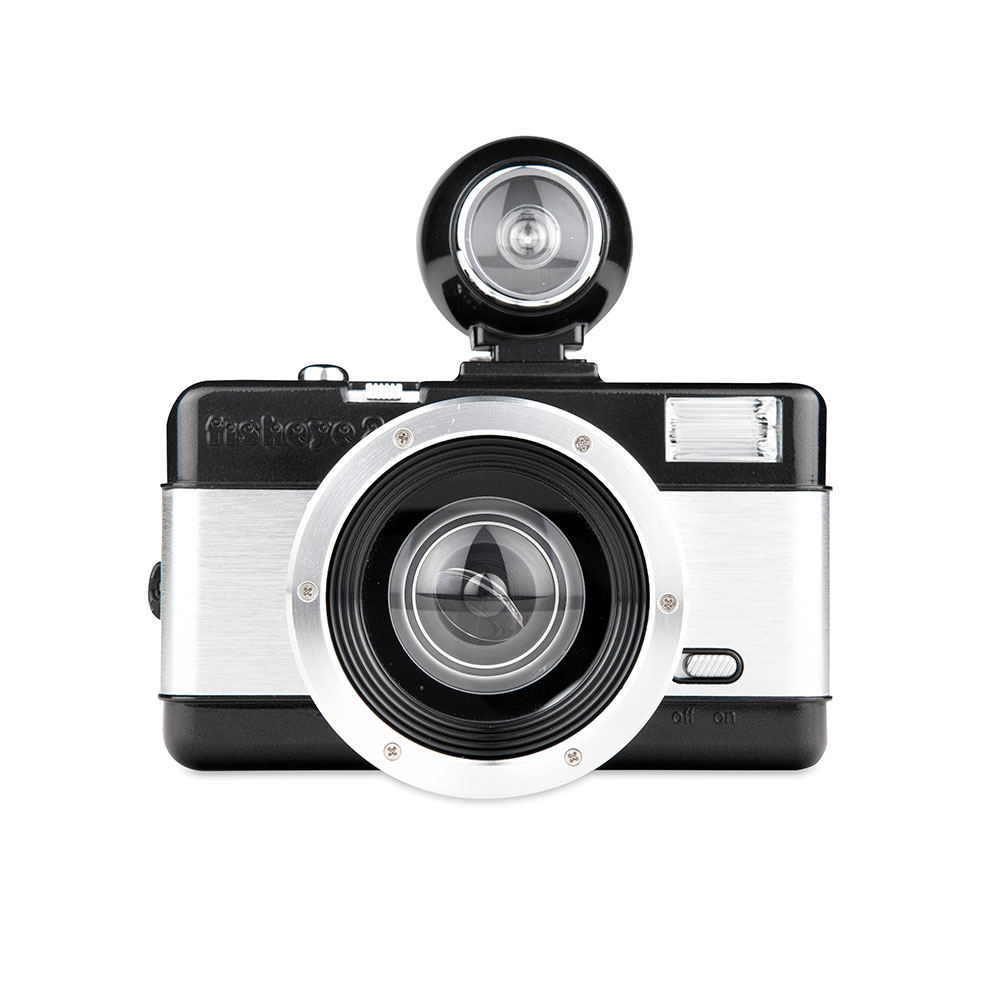 Fisheye2 Lomography フィルムカメラ Chrome Experience Camera Unique Review: 2 No. Fisheye Lomography llic フィルムカメラ