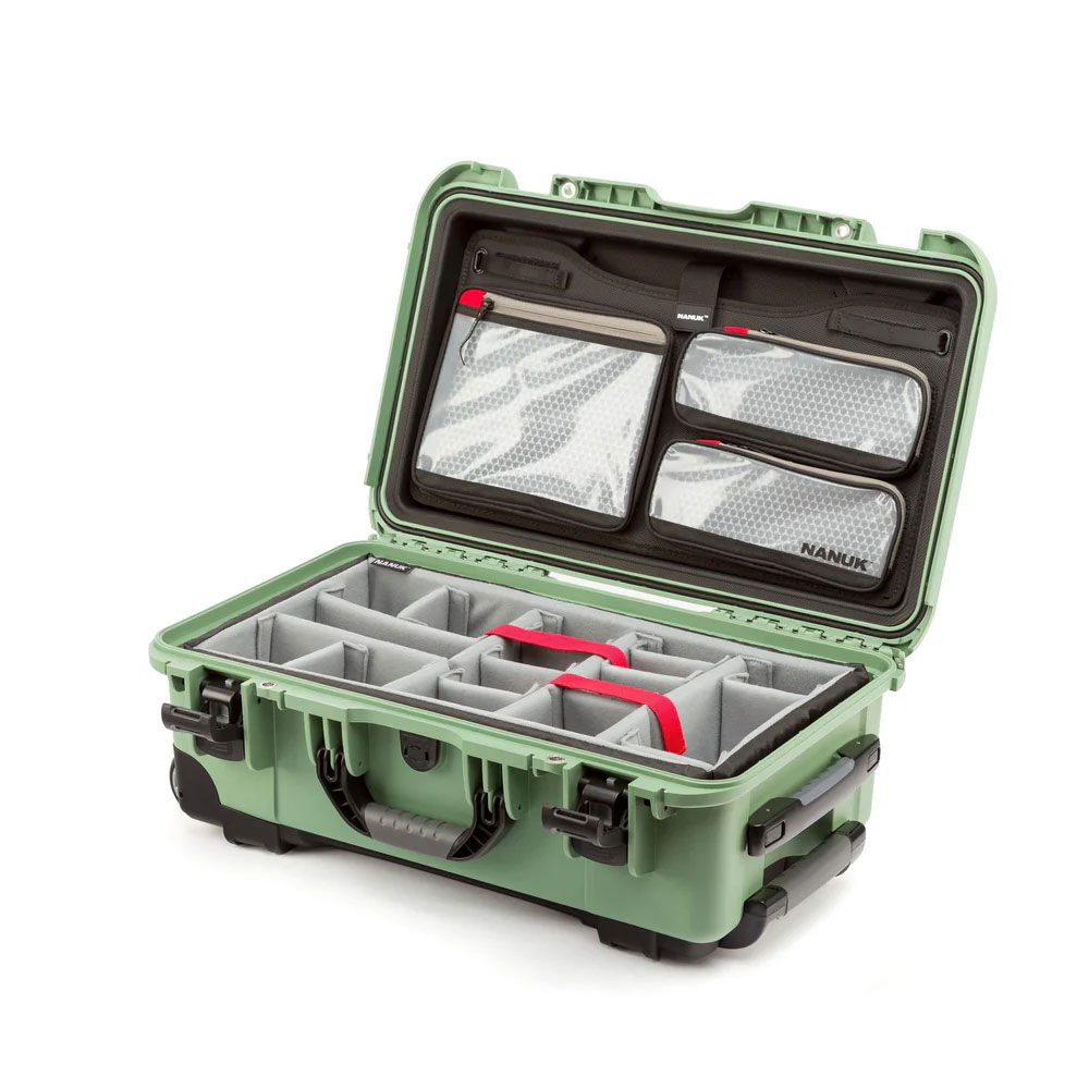 NANUK Nanuk 935 Wheeled Hard Case with Padded Dividers Insert