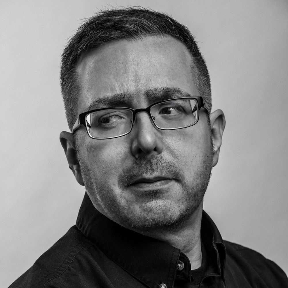 The Art and Obstacles of Photojournalism English